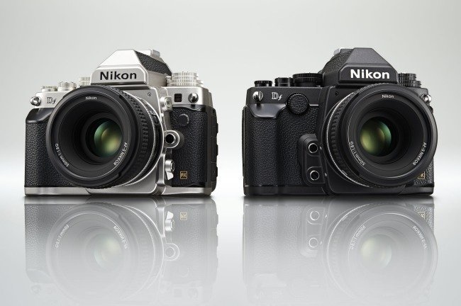 Nikon-Df-blakc-and-silver.jpg